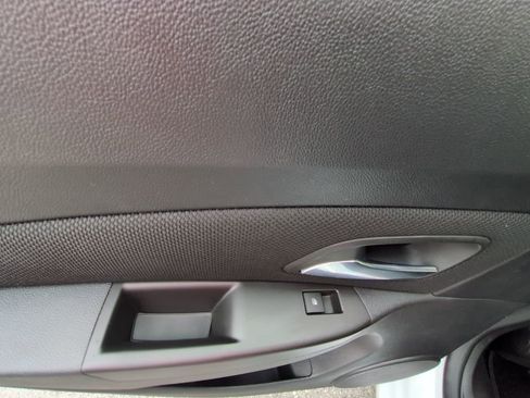 Used 2016 Chevrolet Cruze LT image 20