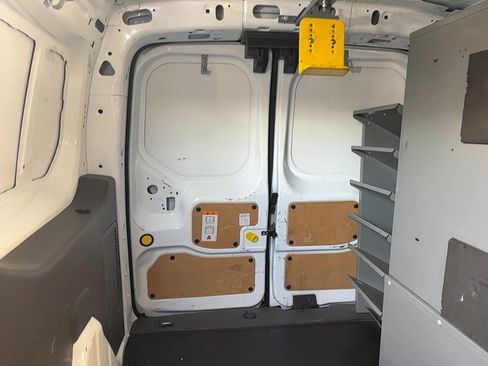 Used 2020 Ford Transit Connect XL image 10