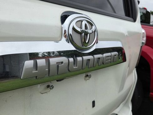 Used 2023 Toyota 4Runner Limited AWD/4WD image 10