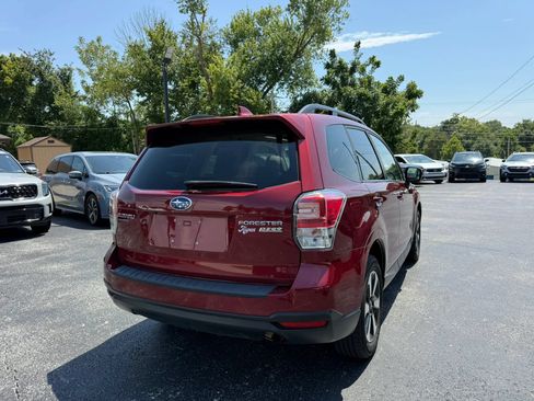 Used 2017 Subaru Forester 2.5i Premium AWD/4WD image 6
