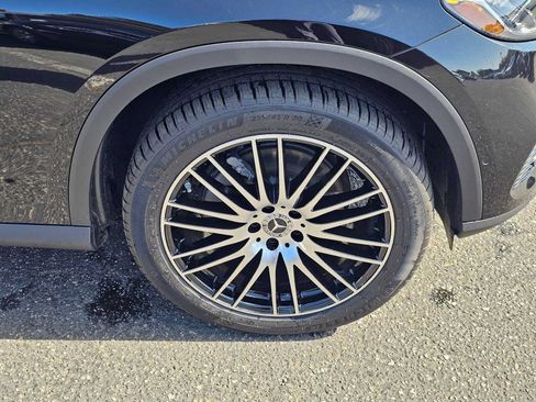 Used 2026 Mercedes-Benz GLC 300 4MATIC image 10