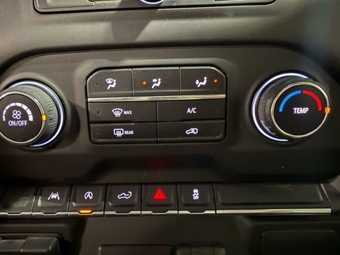 Used 2023 Chevrolet Silverado 1500 W/T w/ WT Value Package image 19