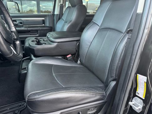 Used 2018 RAM 2500 Laramie w/ Sport Appearance Group image 10