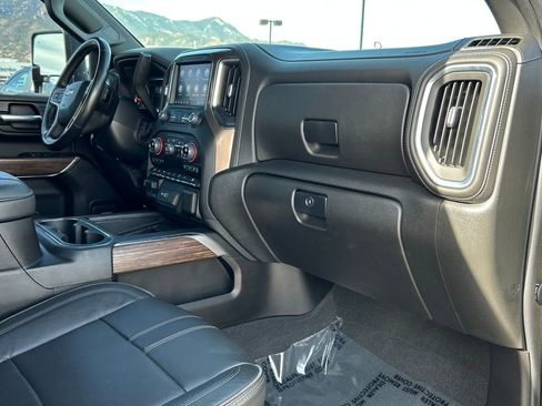 Used 2022 Chevrolet Silverado 3500 High Country w/ LPO, Hitch Package image 8