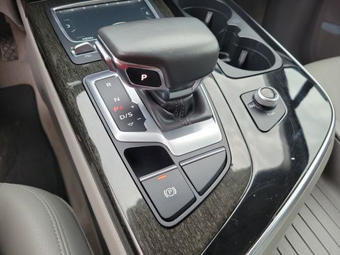 Used 2019 Audi Q7 3.0T Premium Plus image 26
