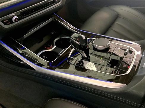 Used 2019 BMW X7 xDrive40i w/ Premium Package image 16