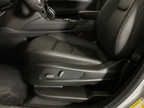 New 2026 Cadillac XT5 Luxury FWD image 25