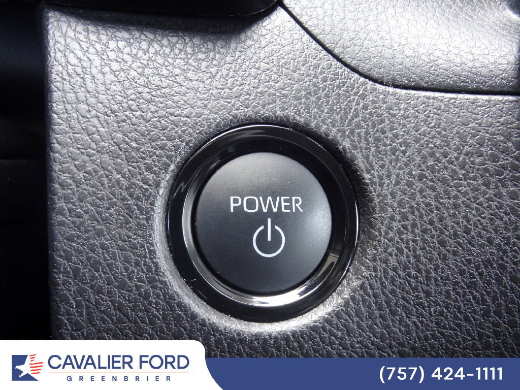 Used 2025 Toyota Camry SE FWD image 22