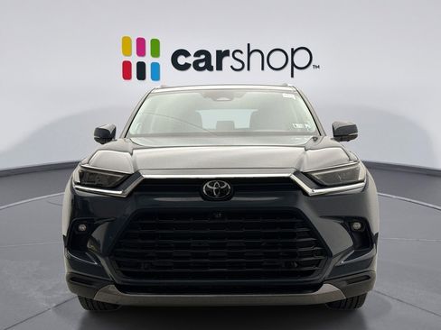 Used 2024 Toyota Grand Highlander AWD image 8