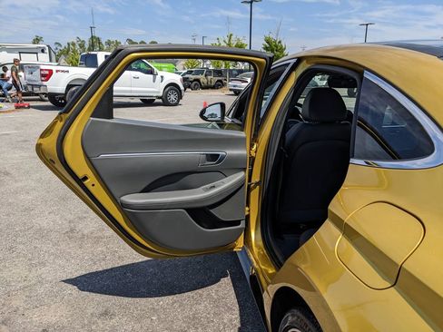 Used 2021 Hyundai Sonata SEL Plus w/ Tech Package image 51