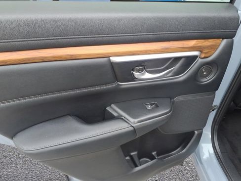 Used 2022 Honda CR-V Touring image 12