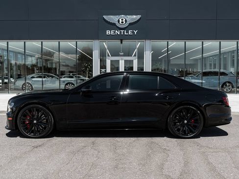 Certified 2025 Bentley Flying Spur Plug-In Hybrid AWD/4WD image 5