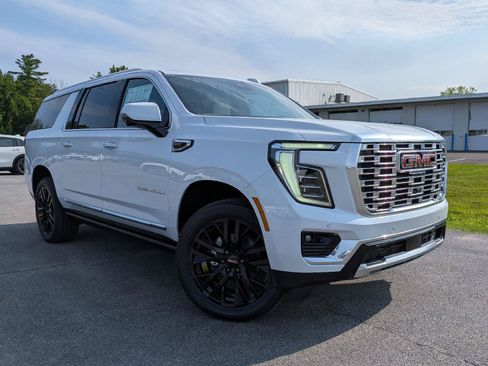 New 2026 GMC Yukon XL Denali w/ Sun & Power Step Package AWD/4WD image 1