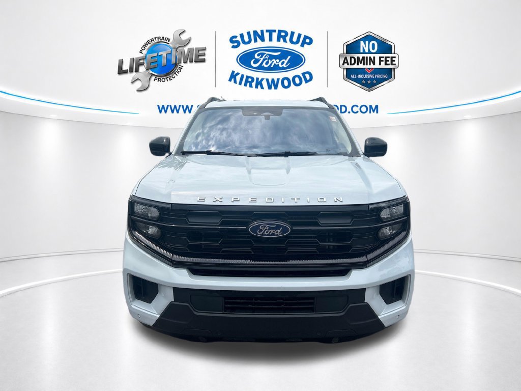 Used 2025 Ford Expedition Active AWD/4WD image 10