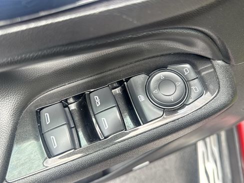 Certified 2022 Chevrolet Equinox Premier AWD/4WD image 13