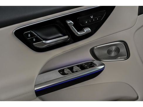 New 2026 Mercedes-Benz GLC 300 4MATIC image 5