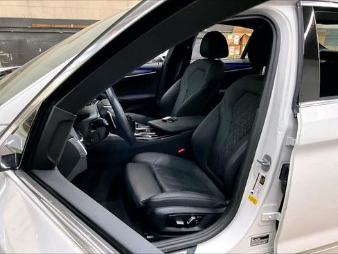 Used 2023 BMW 530i w/ Convenience Package RWD image 27