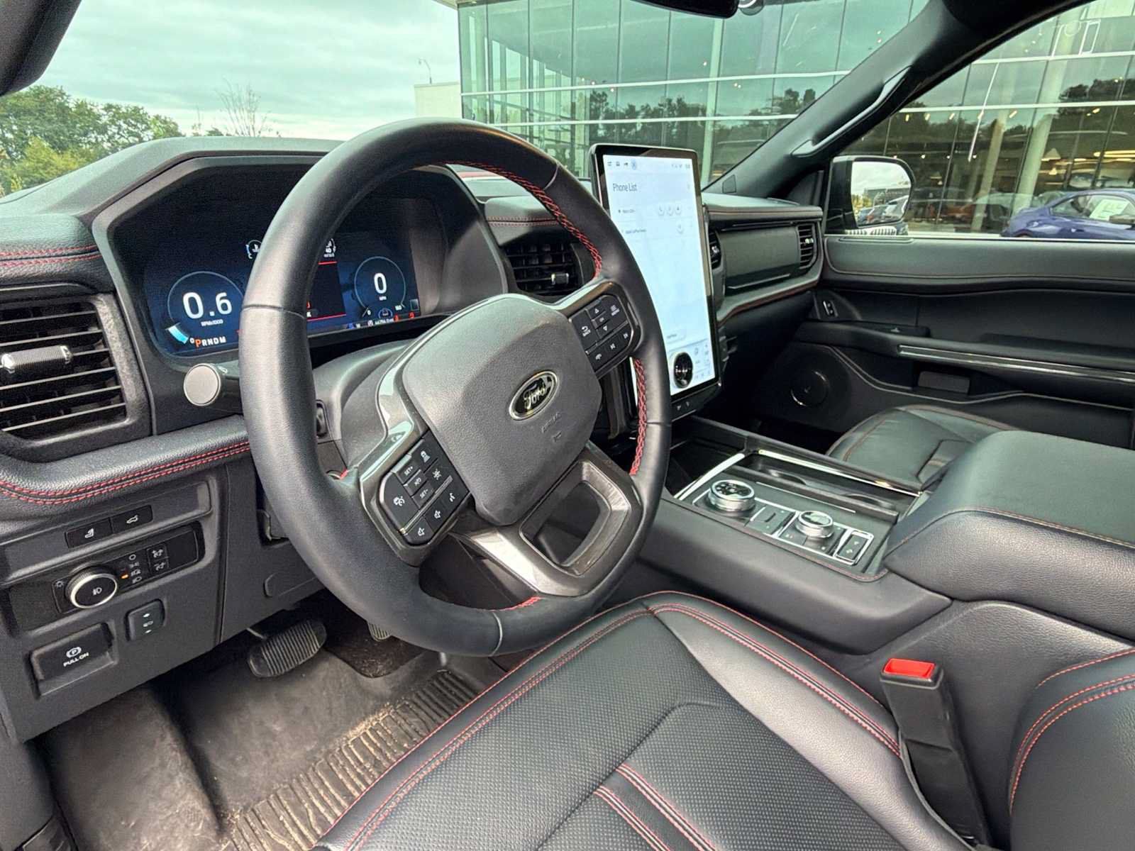 Used 2023 Ford Expedition Limited AWD/4WD image 20