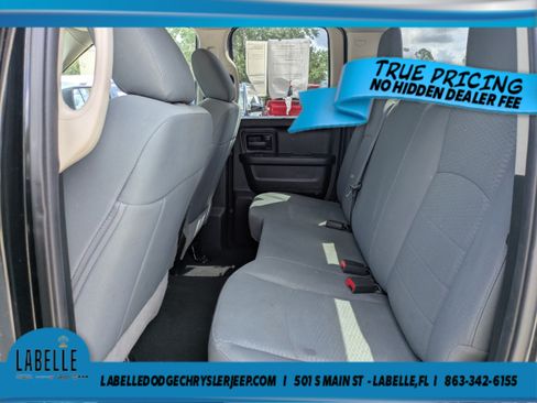 Used 2018 RAM 1500 Express RWD image 12