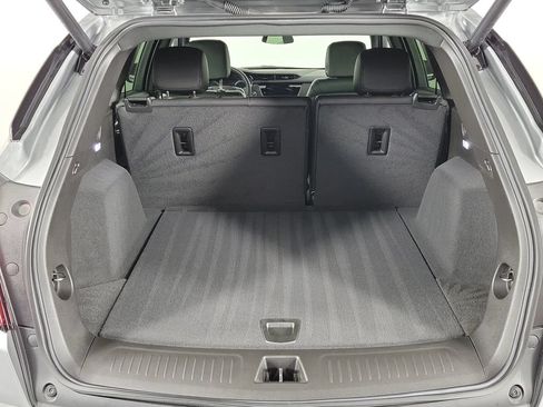 Certified 2025 Cadillac XT5 Luxury FWD image 7