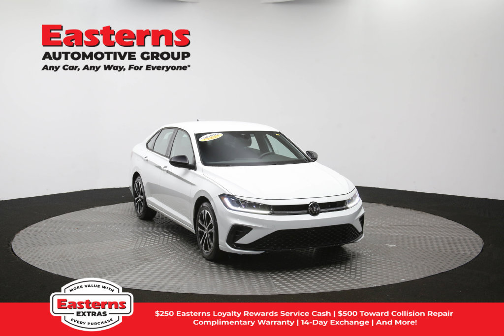 Used 2025 Volkswagen Jetta Sport FWD image 50