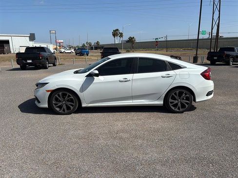 Used 2021 Honda Civic Sport image 4