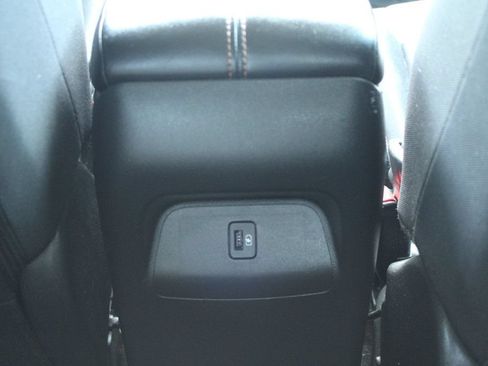 Used 2020 Nissan Sentra SR FWD image 27