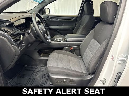 Certified 2025 GMC Acadia Elevation image 10