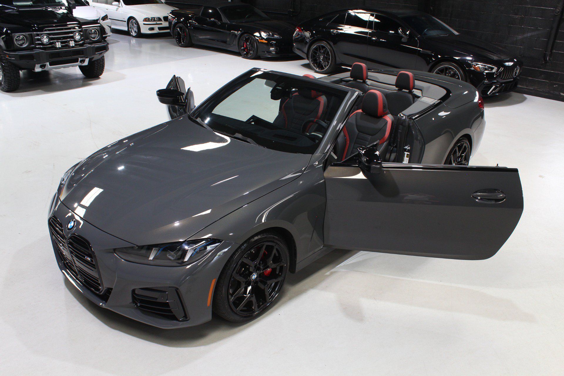 Used 2026 BMW M440i Convertible w/ Premium Package RWD image 7