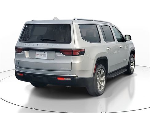 Used 2022 Jeep Wagoneer Series II image 4