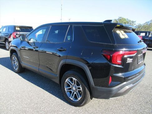Used 2025 GMC Terrain Elevation AWD/4WD image 4