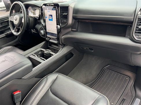 Used 2022 RAM 1500 Limited w/ Body Color Bumper Group image 22