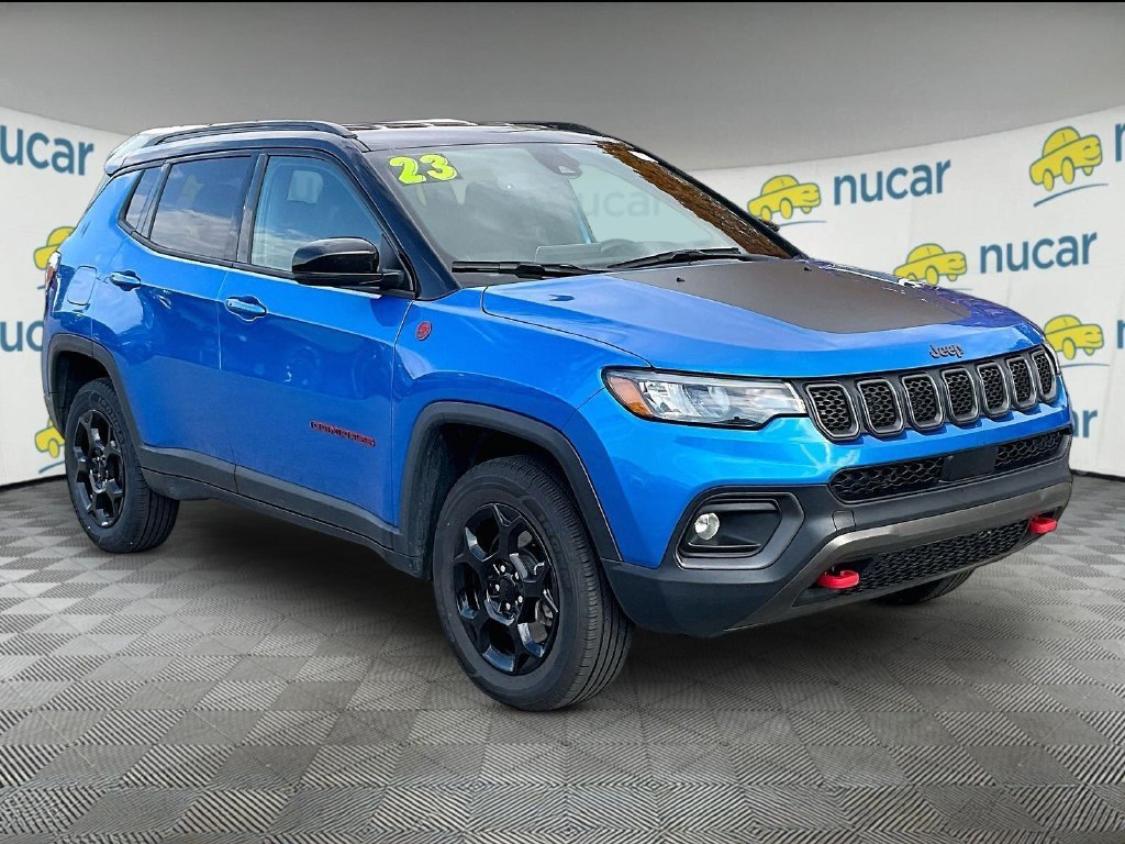 Used 2023 Jeep Compass Trailhawk AWD/4WD image 1