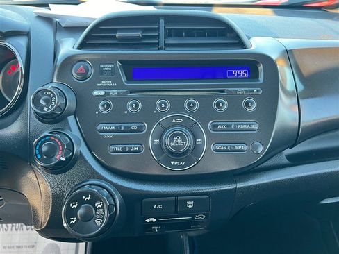 Used 2013 Honda Fit Sport image 23