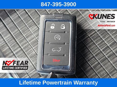 Used 2024 Jeep Wagoneer Series II w/ Flexible Seating Group AWD/4WD image 48