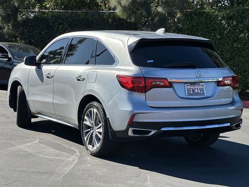 Certified 2018 Acura MDX SH-AWD w/ Technology Package image 4