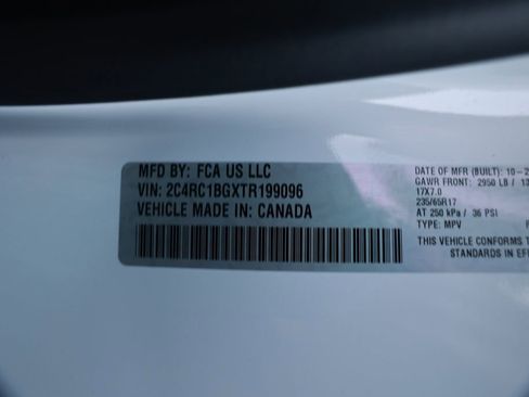 New 2026 Chrysler Pacifica Select image 30