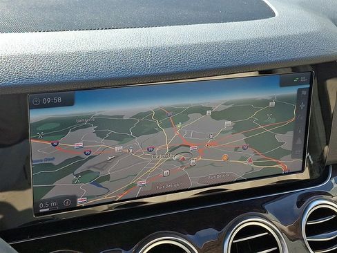 Used 2017 Mercedes-Benz E 300 E 300 Sport RWD Sedan image 17