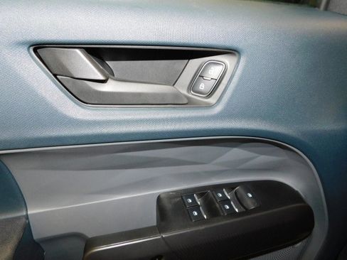 New 2025 Ford Maverick XL w/ Equipment Group 101A image 16