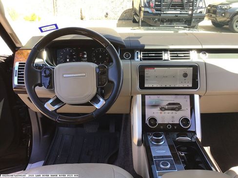 Used 2020 Land Rover Range Rover HSE image 12