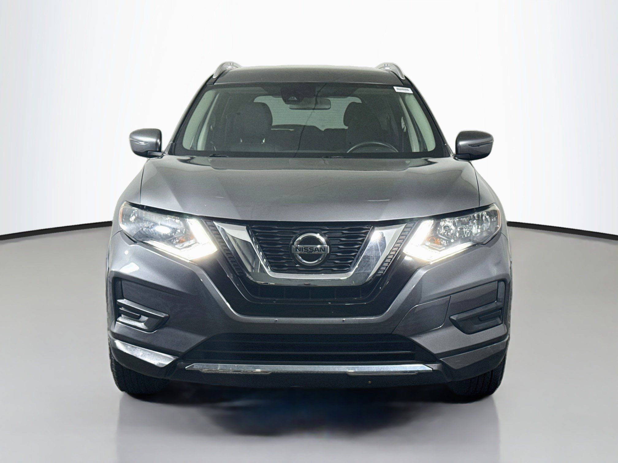 Used 2020 Nissan Rogue SV AWD/4WD image 2