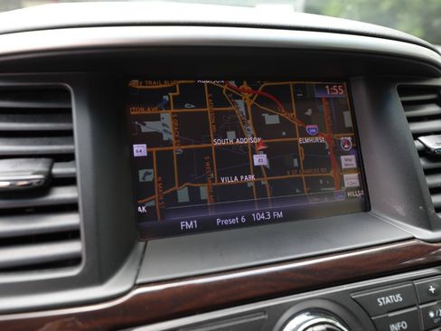Used 2015 Nissan Pathfinder SL w/ SL Tech Package AWD/4WD image 23