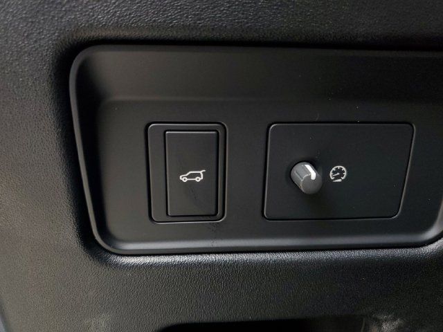 Certified 2026 Land Rover Discovery S AWD/4WD image 22