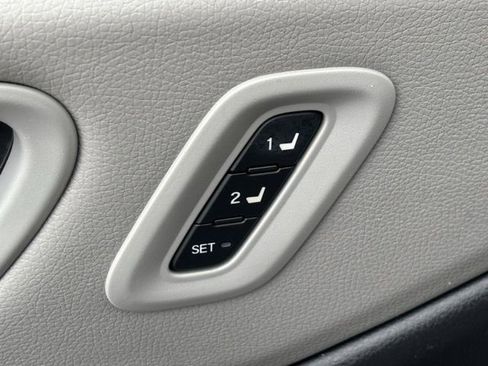 Certified 2023 Honda Pilot Elite image 9
