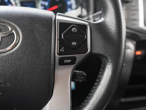 Used 2018 Toyota 4Runner SR5 Premium AWD/4WD image 25