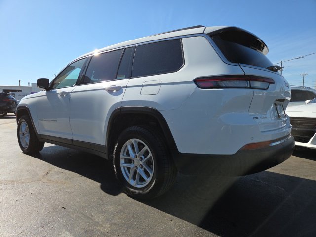 Used 2022 Jeep Grand Cherokee L Laredo w/ Luxury Tech Group I AWD/4WD image 5
