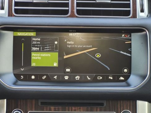 Used 2017 Land Rover Range Rover Supercharged AWD/4WD image 17