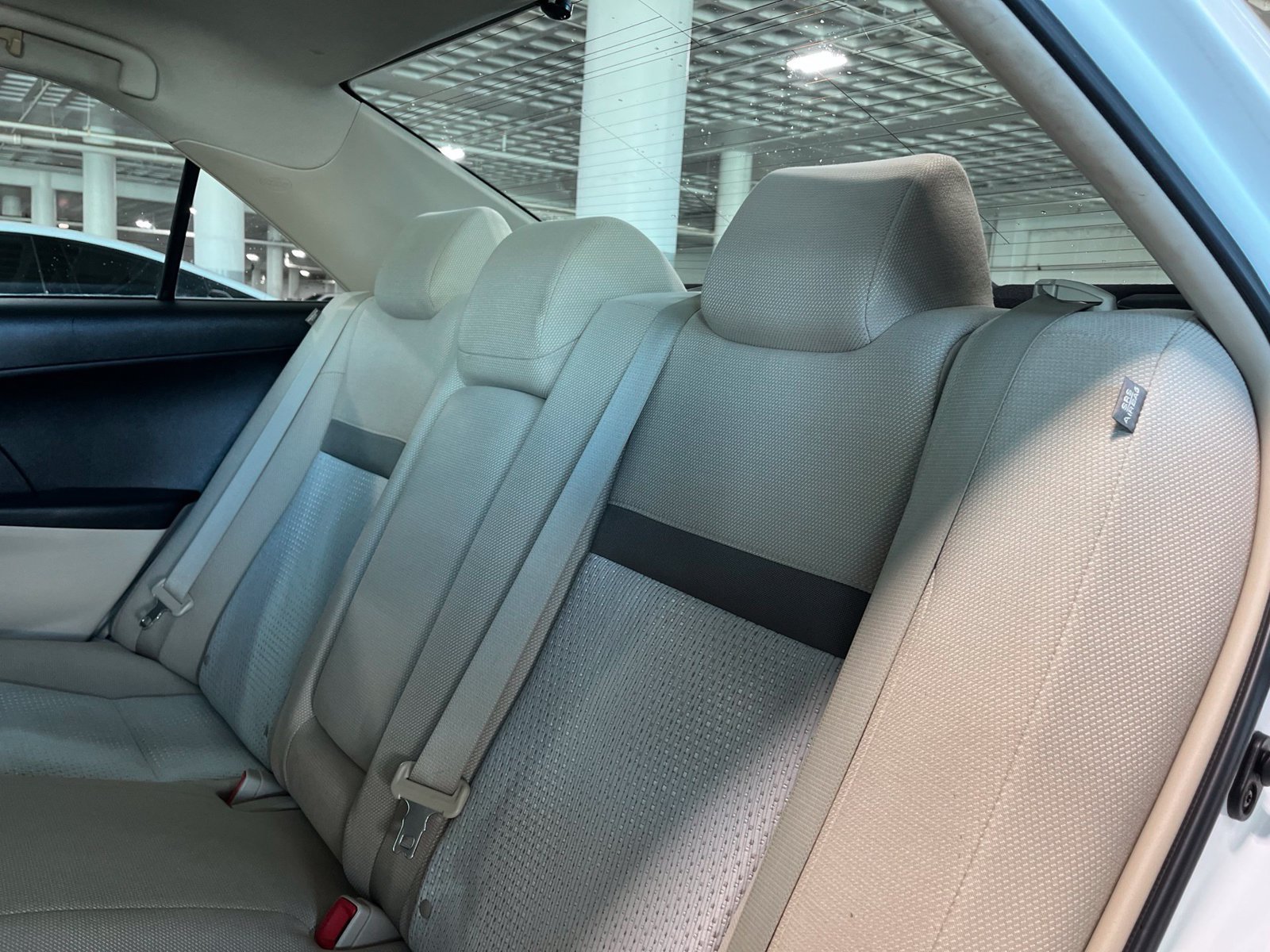 Used 2012 Toyota Camry LE FWD image 32
