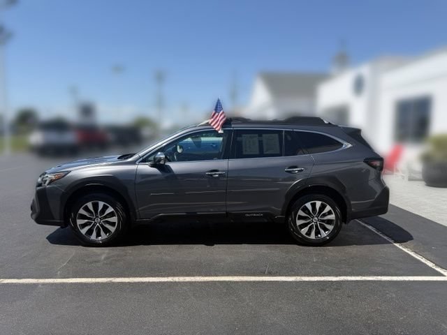 Used 2025 Subaru Outback Touring XT AWD/4WD image 4