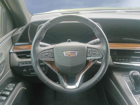 Used 2024 Cadillac Escalade Premium Luxury w/ Performance Package image 12